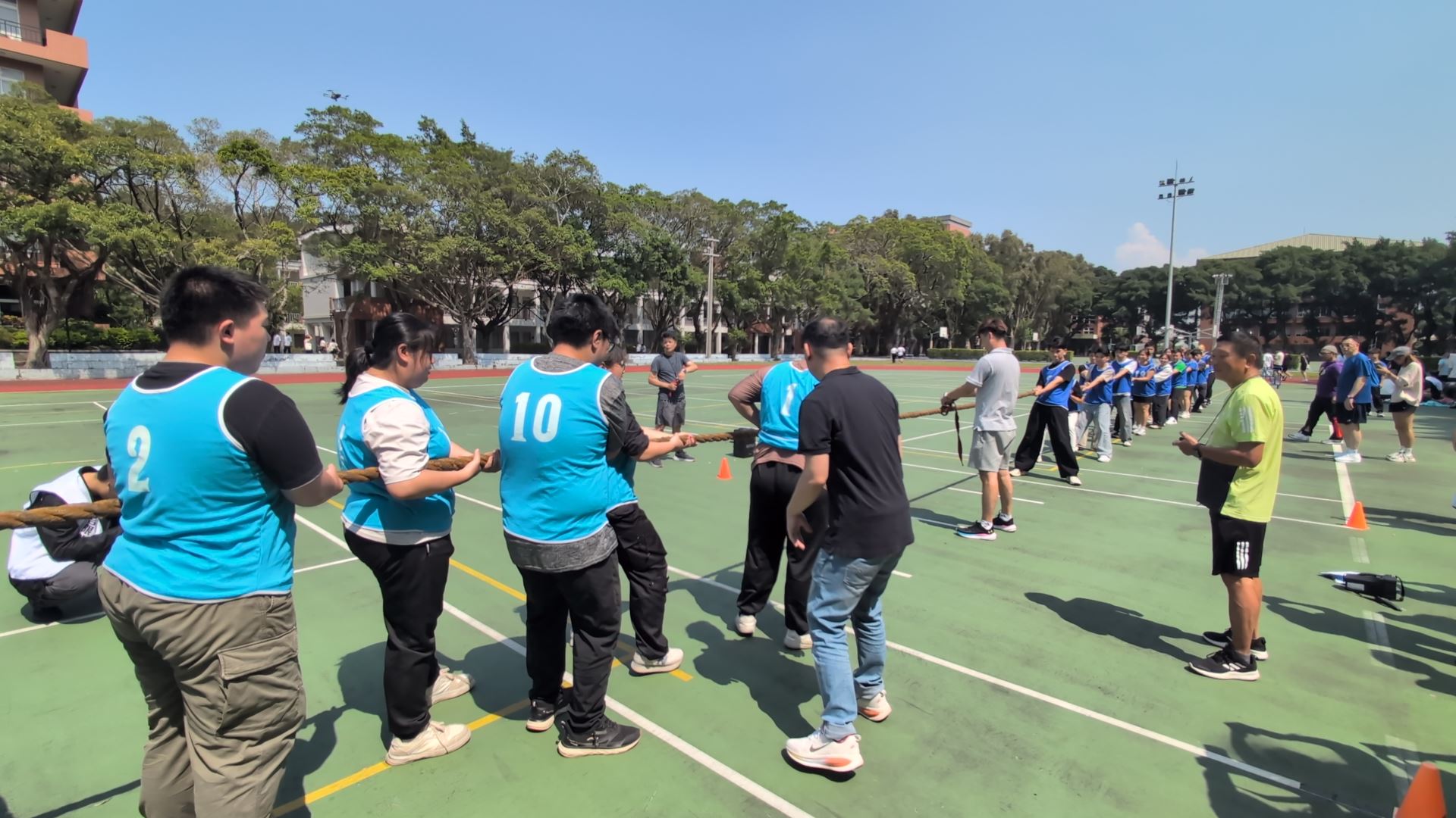 企管系拔河比賽 比賽實況