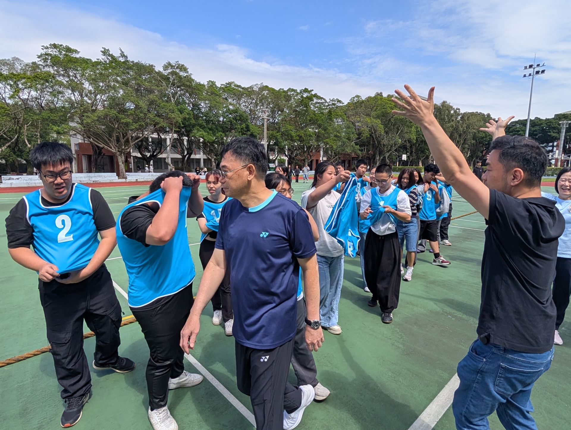 企管系拔河比賽 準決賽 賽後